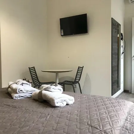 B&B Borgonove 로마