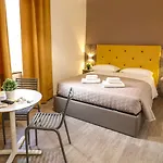 Nocleg ze śniadaniem Borgonove 4*